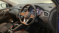 Nissan Qashqai 1.3 DiG-T N-Connecta 5dr Petrol Hatchback